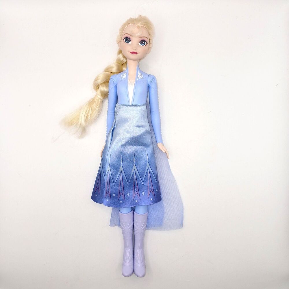 Elsa Fashion Doll Disney Frozen 2 Curl on Forehead 12 in Tall Hasbro 2022